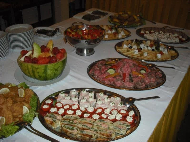 Hotel Epocha ยาโนฟ นาด นีโซว์ ภายนอก รูปภาพ